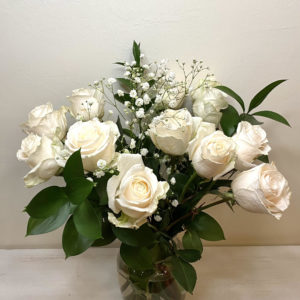 Bundle of 12 White Roses